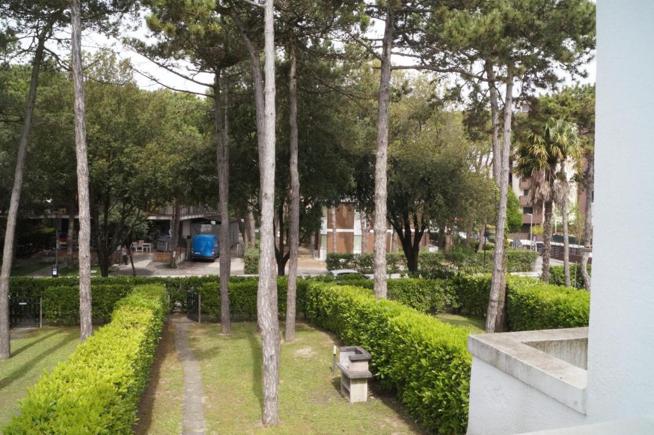 Villa Azzurro Lignano Sabbiadoro Dış mekan fotoğraf