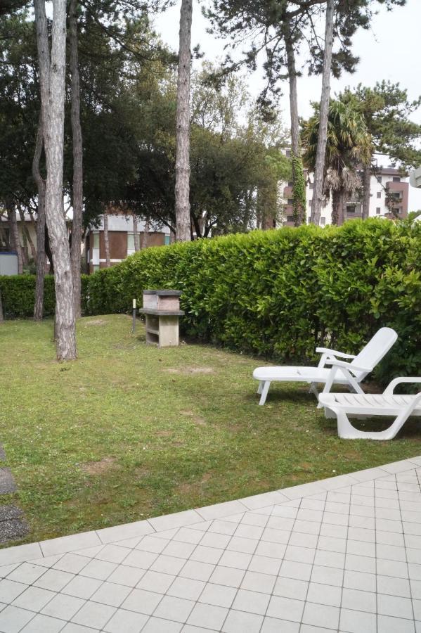 Villa Azzurro Lignano Sabbiadoro Dış mekan fotoğraf